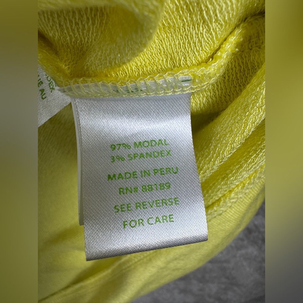 Lilly Pulitzer Luxletic Cassi Popover Top in Watch Hill Yellow Size Small - Picture 13 of 15